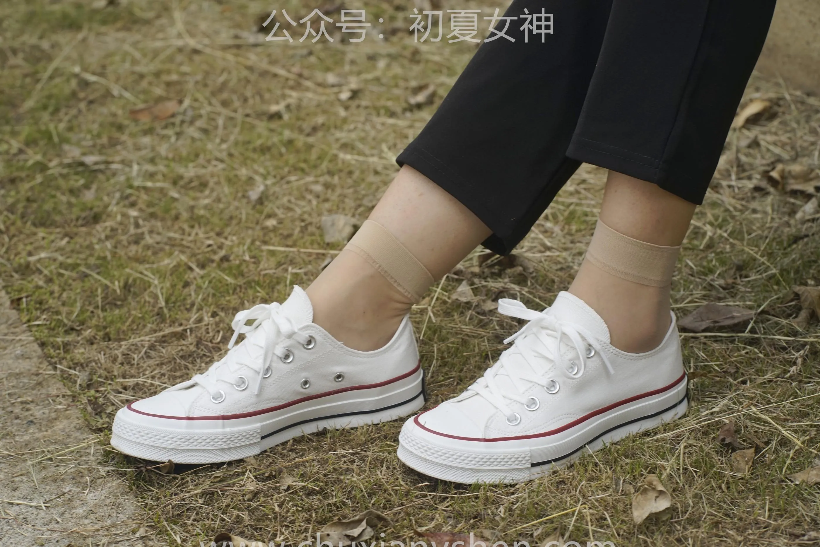 初夏女神 NO.060 小悦悦 职场小白 [129P]插图6
